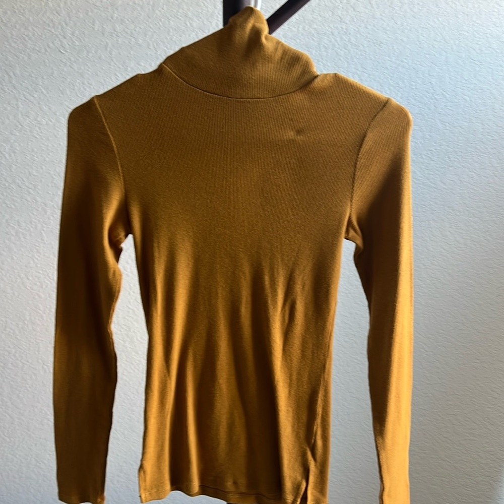 turtleneck sweater
